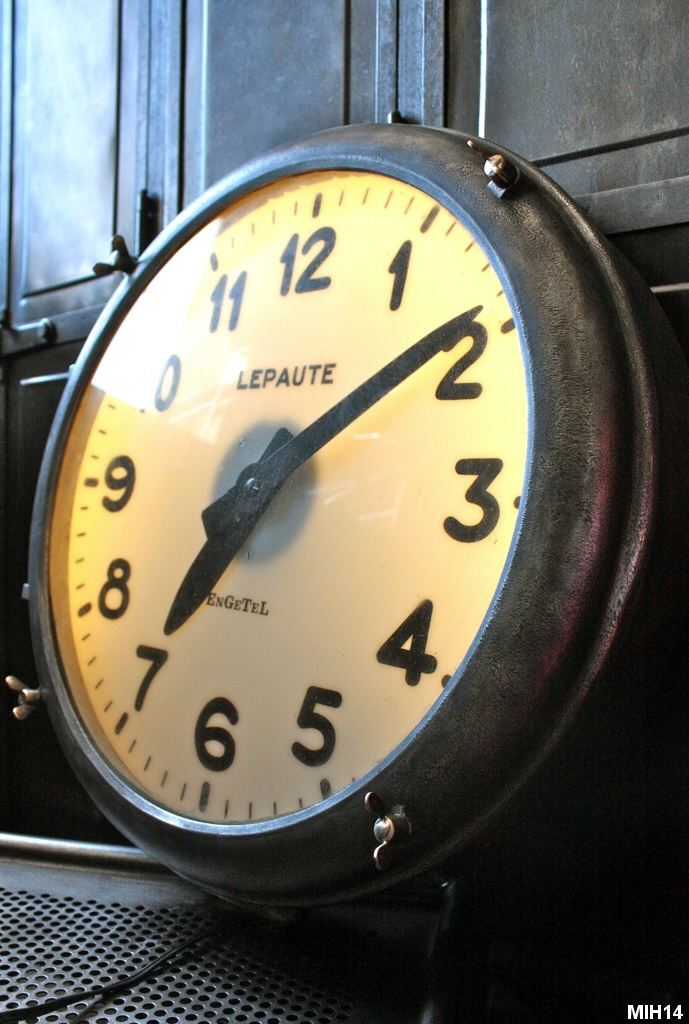 Horloge industrielle "LEPAUTE"