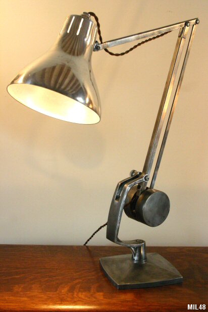 Lampe de bureau articulée "ANGLEPOISE HORSTMAN" vers 1930, articulée, bras à contrepoids, métal brossé